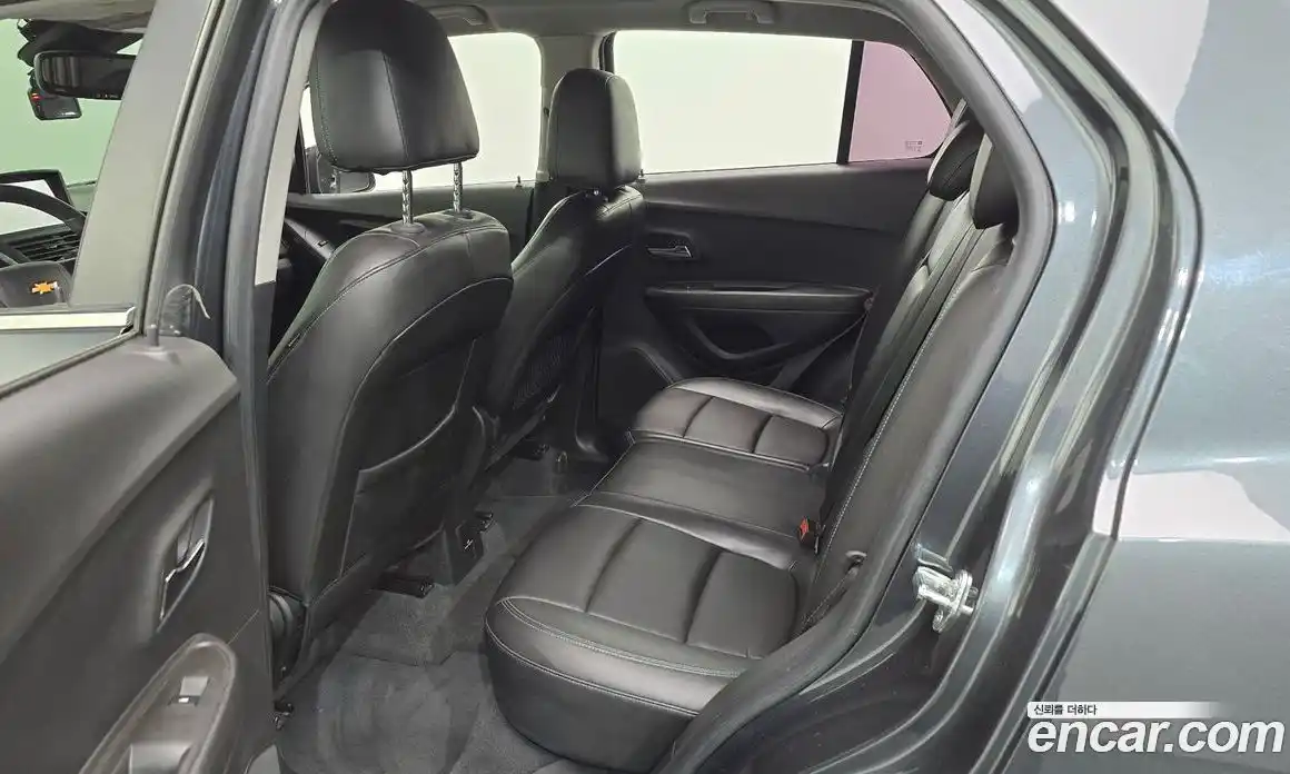 Chevrolet Trax 2016 1.6 гидро в Москве № 1907884, фото 12