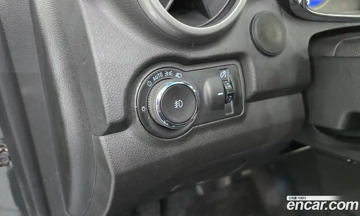 Chevrolet Trax 2016 1.6 гидро в Москве № 1907884, фото 18