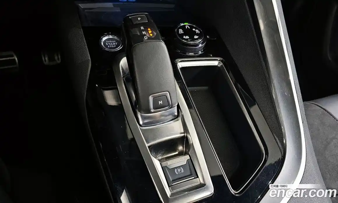 Peugeot 5008 2020 2.0 гидро в Москве, фото 12