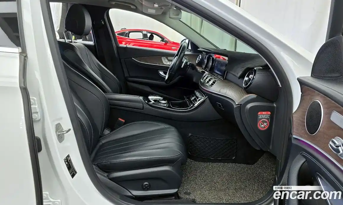 Mercedes-Benz E-Class 2017 1.9 гидро в Москве № 1910119, фото 11