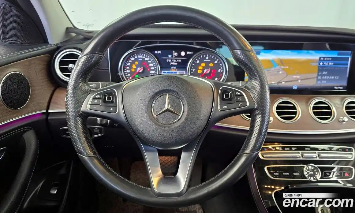 Mercedes-Benz E-Class 2017 1.9 гидро в Москве № 1910119, фото 13
