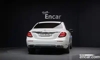 Mercedes-Benz E-Class 2017 1.9 гидро в Москве № 1910119, миниатюра 4