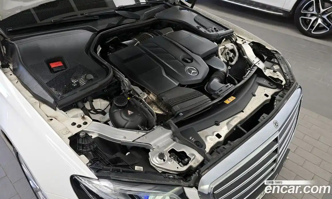 Mercedes-Benz E-Class 2017 1.9 гидро в Москве № 1910119, фото 6