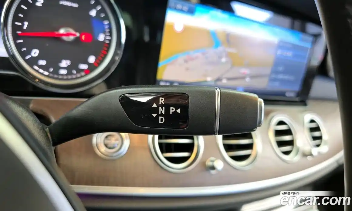 Mercedes-Benz E-Class 2017 1.9 гидро в Москве № 1910119, фото 9
