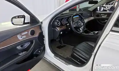 Mercedes-Benz E-Class 2017 1.9 гидро в Москве № 1910119, миниатюра 10
