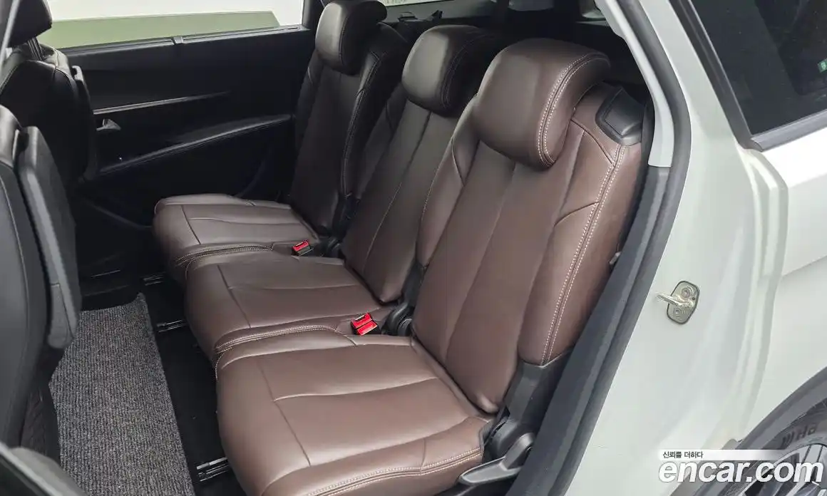 Peugeot 5008 2018 1.6 гидро в Москве, фото 16