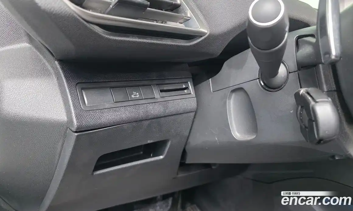 Peugeot 5008 2018 1.6 гидро в Москве, фото 27