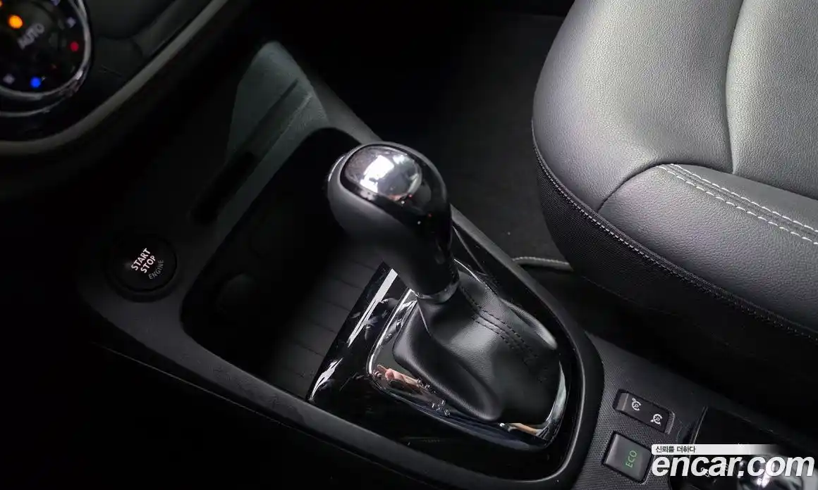 Renault QM3 2016 1.5 гидро в Москве № 1913070, фото 9