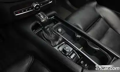 Volvo XC90 2017 2.0 гидро в Москве № 1913100, миниатюра 9