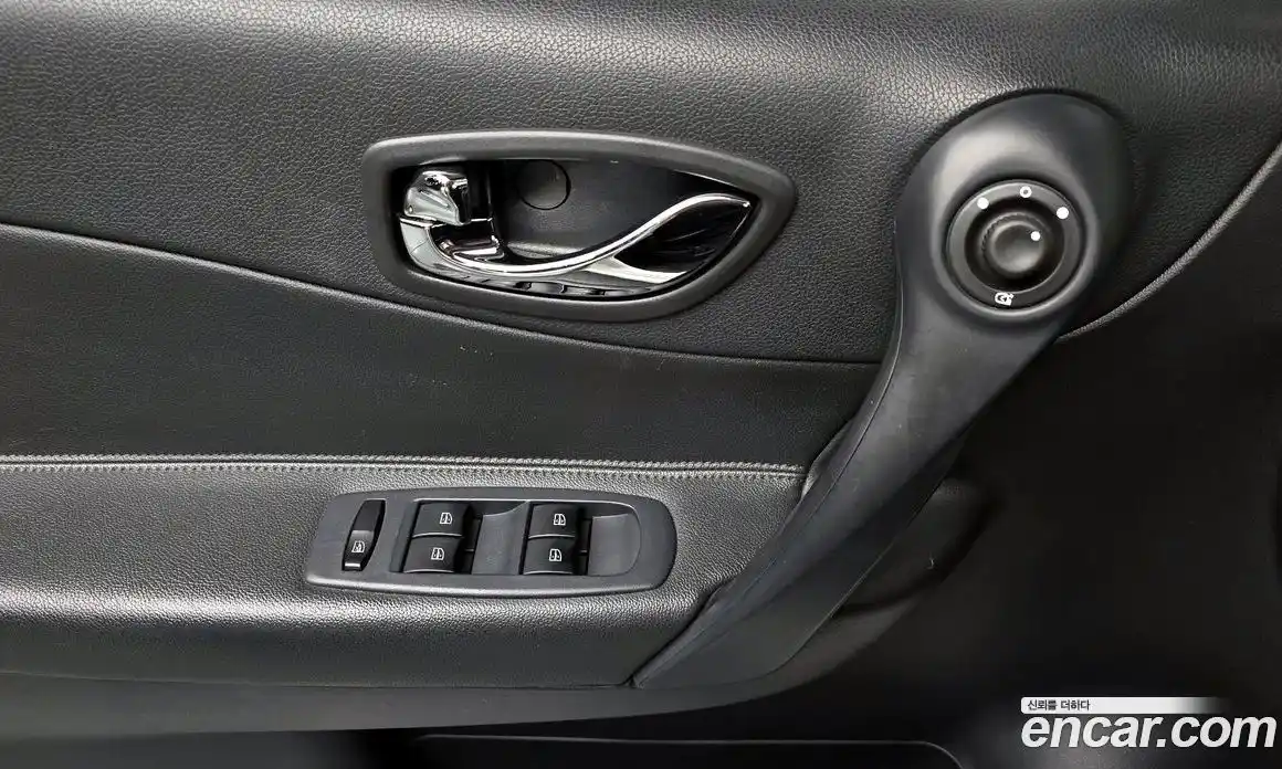 Renault QM5 2015 2.0 гидро в Москве № 1913179, фото 21
