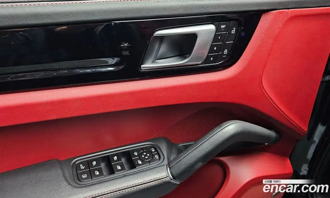 Porsche Cayenne 2022 3.0 гидро в Москве № 1913868, фото 31