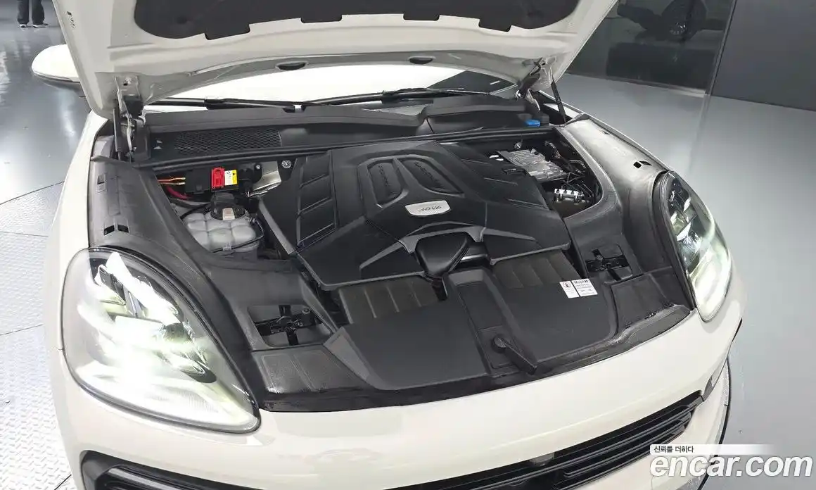 Porsche Cayenne 2022 3.0 гидро в Москве № 1914123, фото 6