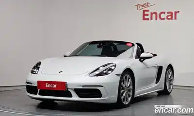 Porsche 718, 2017