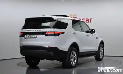 Land Rover Discovery 2018 2.0 гидро в Москве № 1914823, миниатюра 2