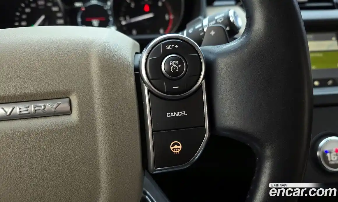 Land Rover Discovery 2018 2.0 гидро в Москве № 1914823, фото 34
