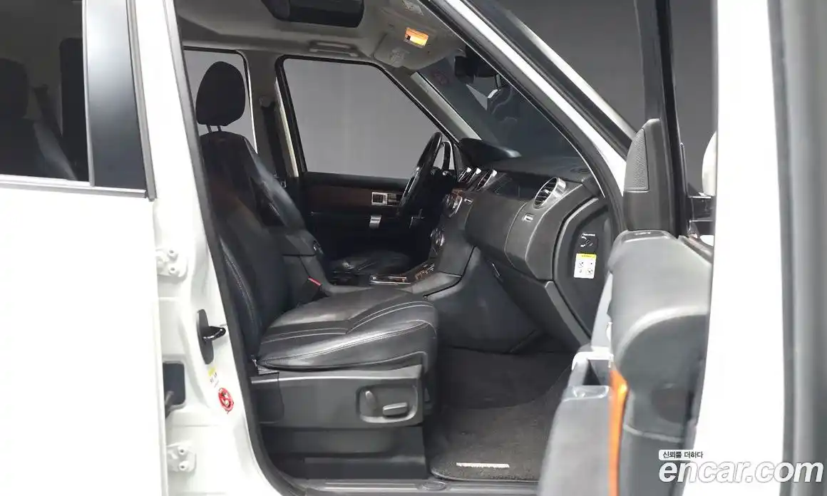 Land Rover Discovery 2015 3.0 гидро в Москве № 1914869, фото 11