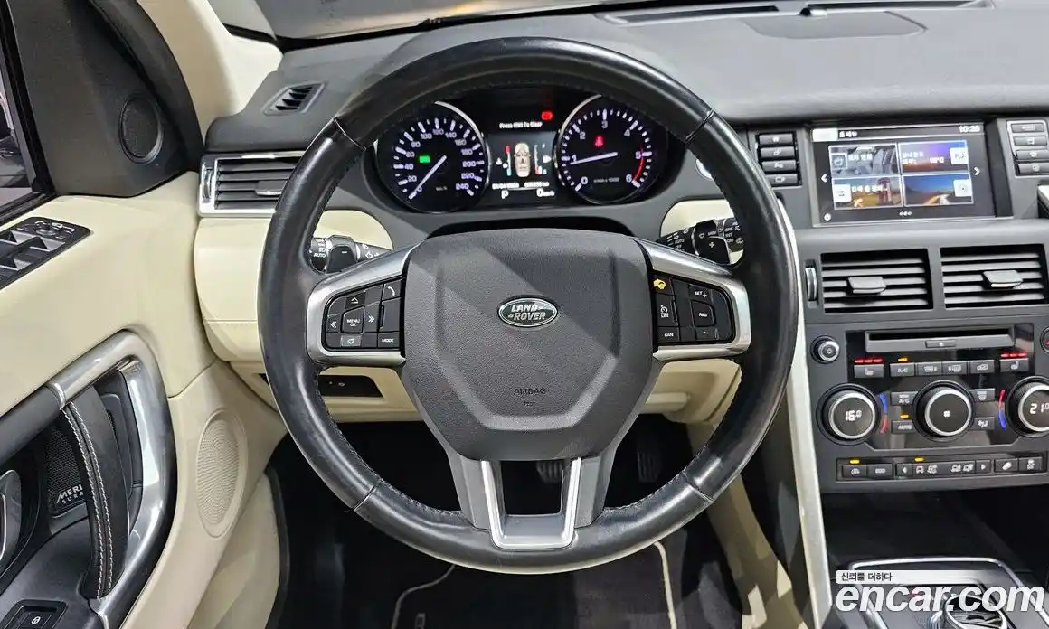 Land Rover Discovery Sport 2016 2.0 гидро в Москве № 1914932, фото 13