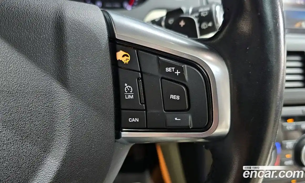 Land Rover Discovery Sport 2016 2.0 гидро в Москве № 1914932, фото 16