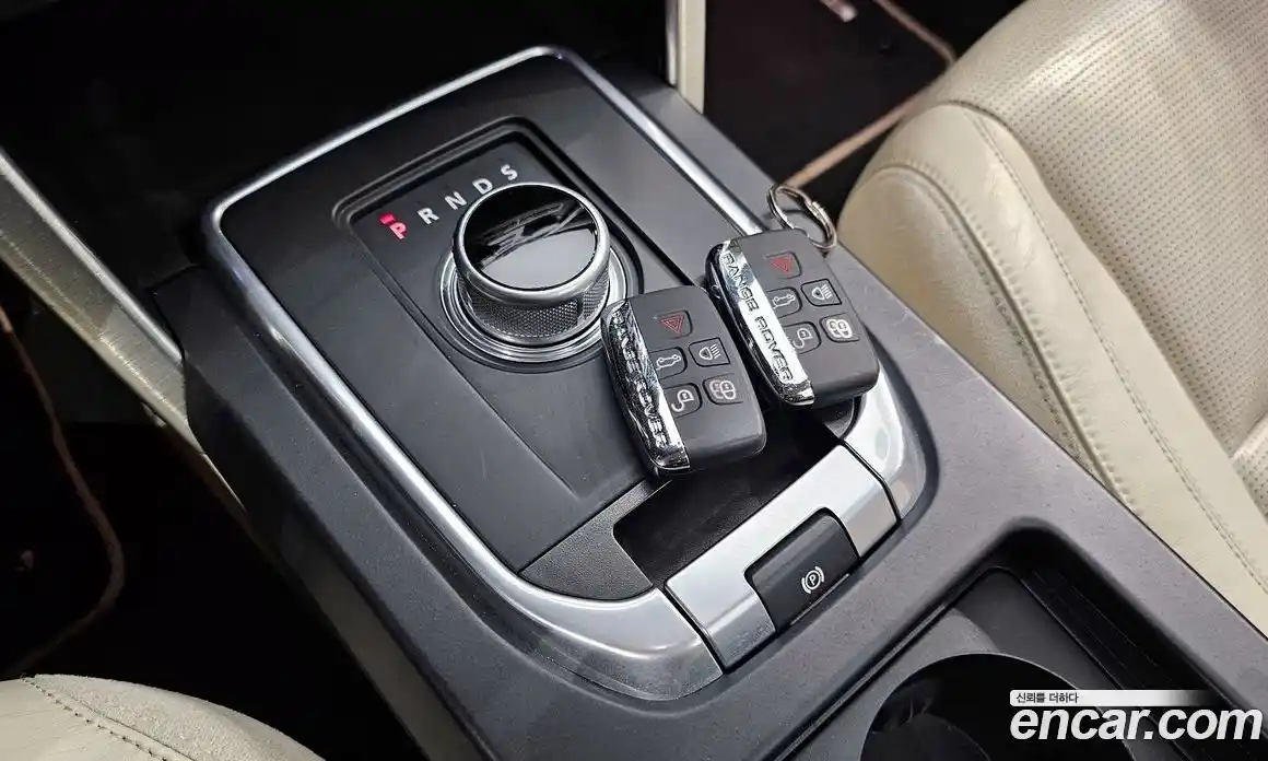 Land Rover Discovery Sport 2016 2.0 гидро в Москве № 1914932, фото 9