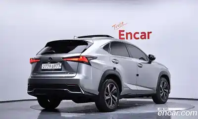 Lexus NX 2018 2.5 гидро в Москве № 1917089, миниатюра 2