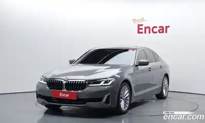BMW 5-Series, 2022