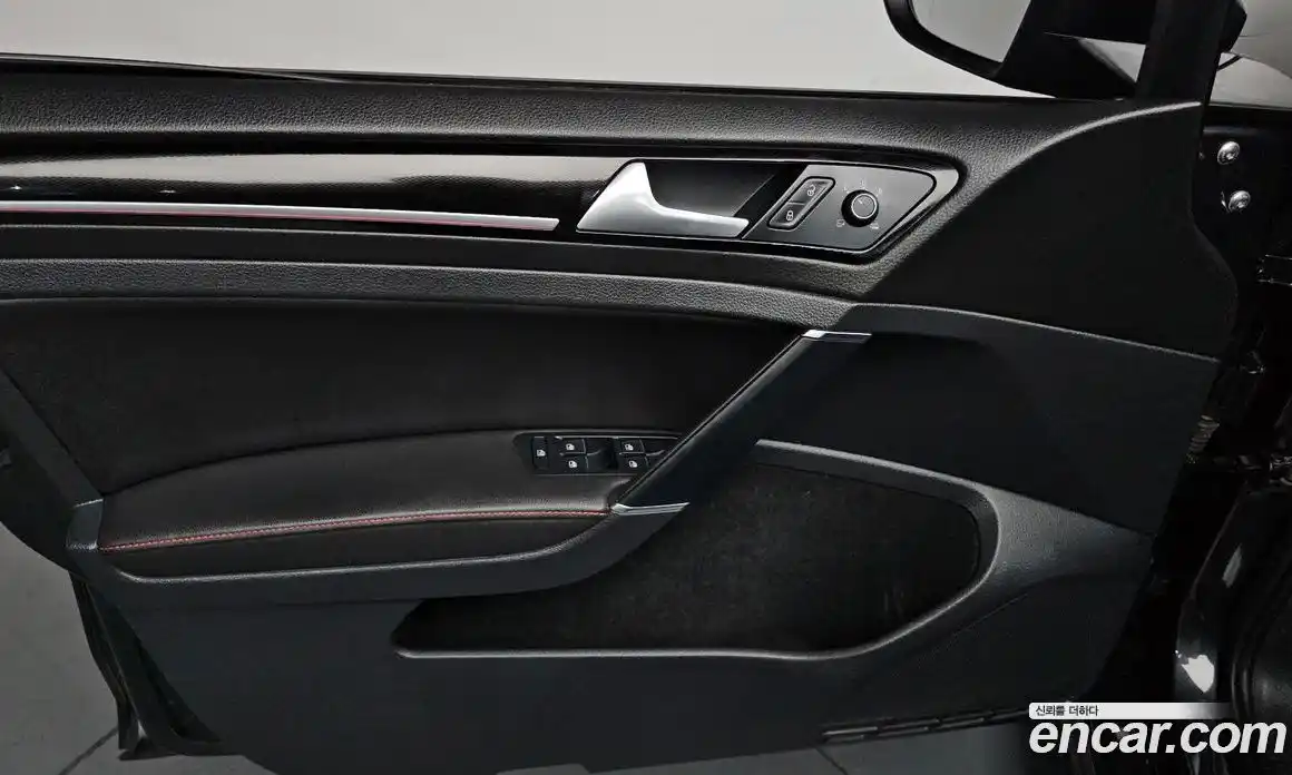 Volkswagen Golf 2016 2.0 гидро в Москве № 1917956, фото 13