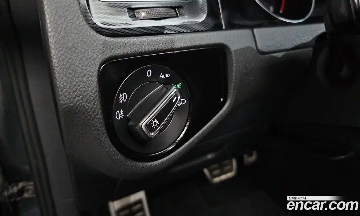 Volkswagen Golf 2016 2.0 гидро в Москве № 1917956, фото 26