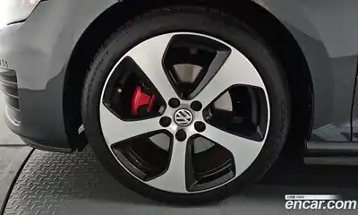 Volkswagen Golf 2016 2.0 гидро в Москве № 1917956, миниатюра 4