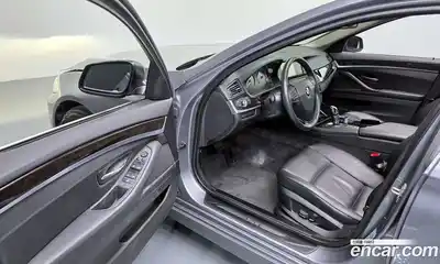 BMW 5-Series 2011 2.0 гидро в Москве № 1918606, миниатюра 10
