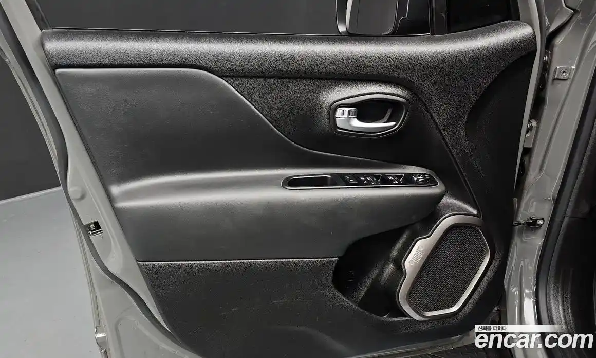 Jeep Renegade 2021 2.4 гидро в Москве № 1919065, фото 14