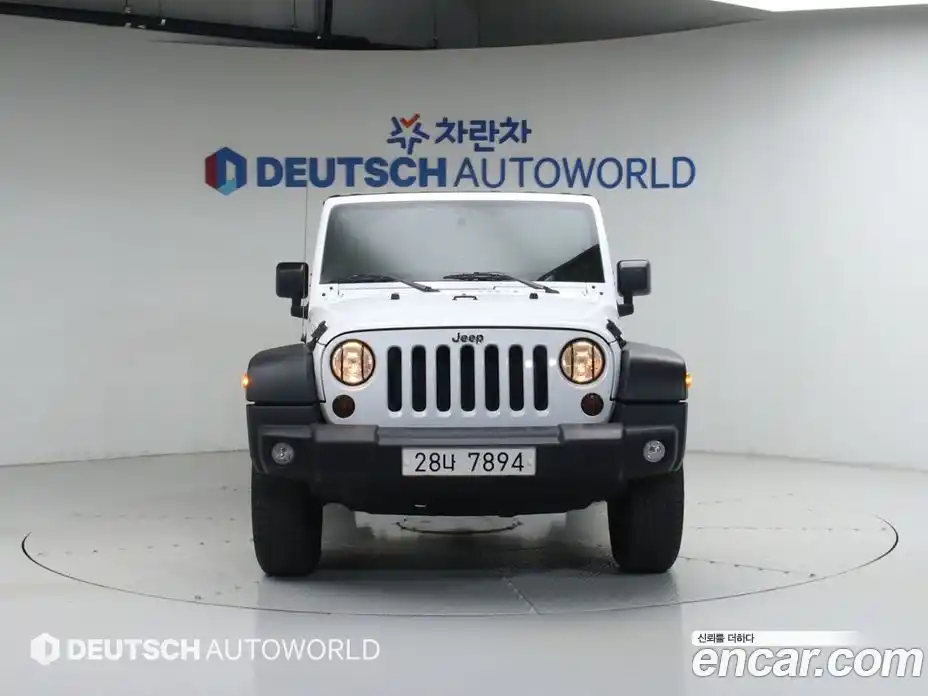 Jeep Wrangler 2011 2.8 гидро в Москве № 1919433, фото 3