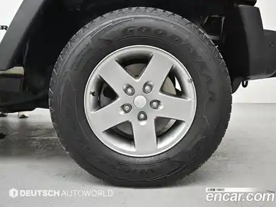 Jeep Wrangler 2011 2.8 гидро в Москве № 1919433, миниатюра 5