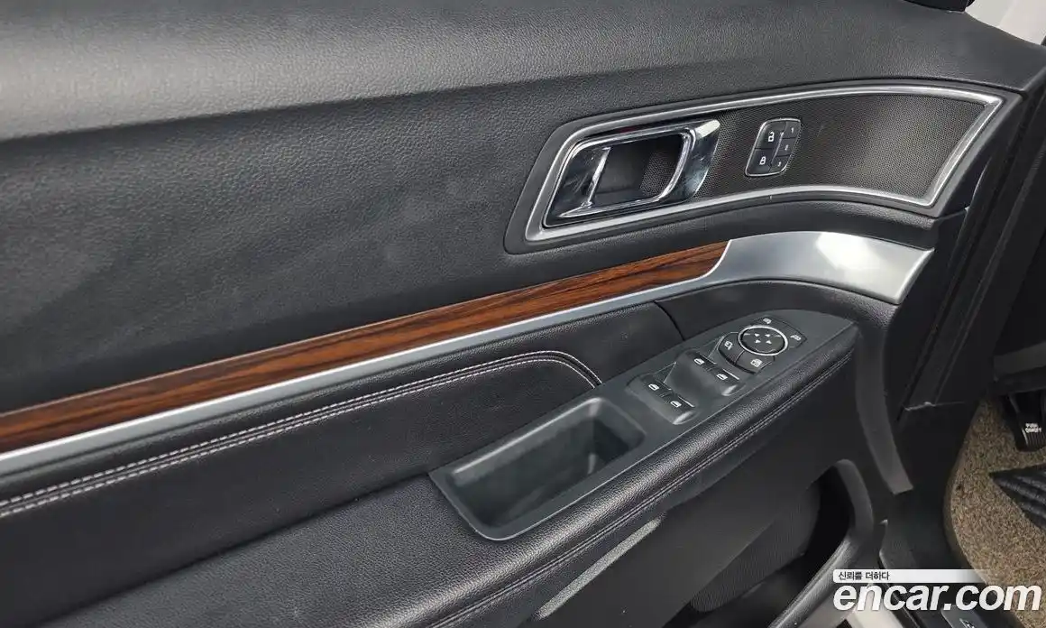 Ford Explorer 2018 2.3 гидро в Москве № 1920500, фото 14