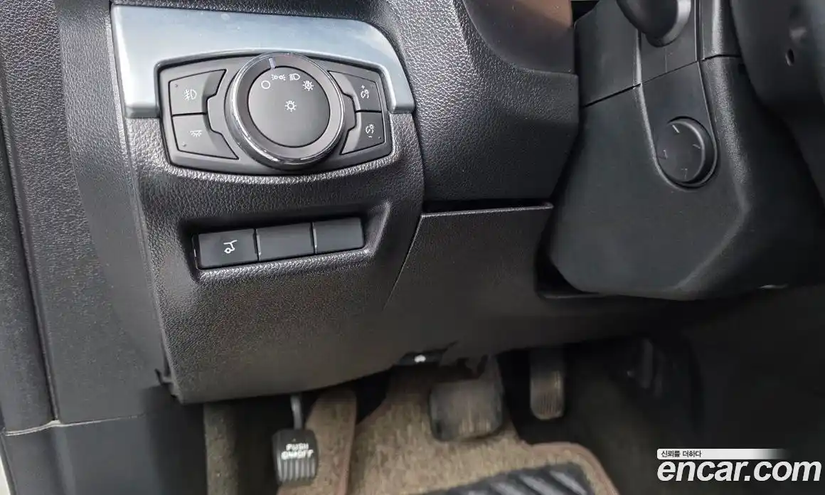 Ford Explorer 2018 2.3 гидро в Москве № 1920500, фото 30