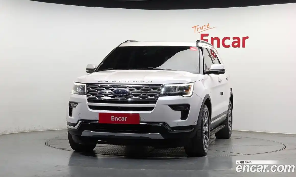 Ford Explorer 2018 2.3 гидро в Москве № 1920500, фото 3