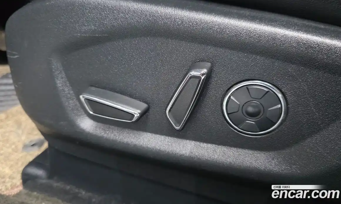 Ford Explorer 2018 2.3 гидро в Москве № 1920500, фото 32