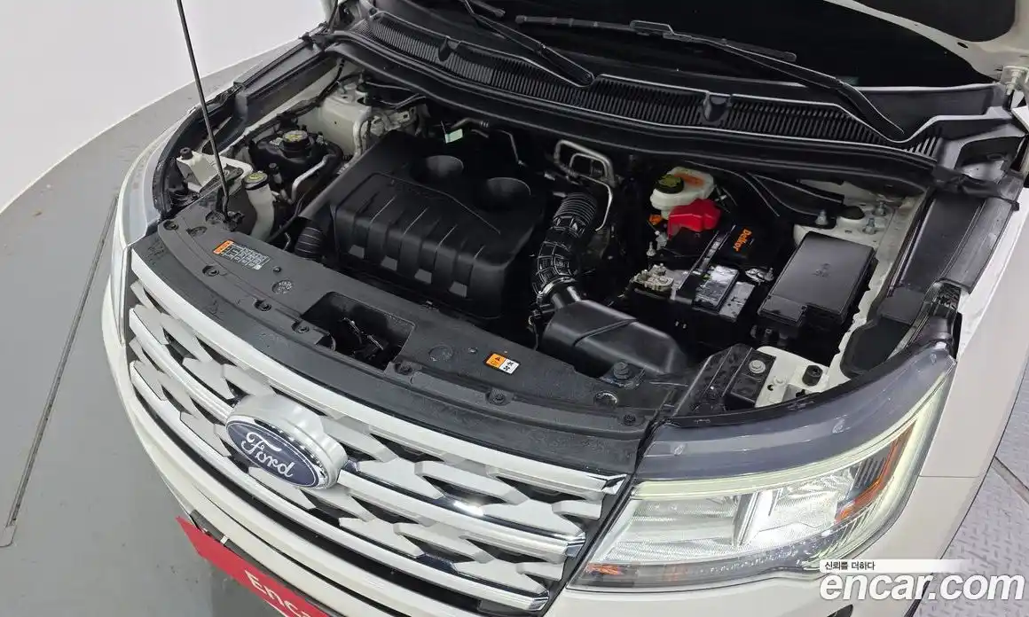 Ford Explorer 2018 2.3 гидро в Москве № 1920500, фото 6