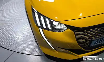Peugeot 208 2021 0.1 гидро в Москве, миниатюра 8