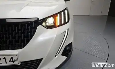 Peugeot 2008 2020 1.5 гидро в Москве, миниатюра 8