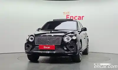Bentley Bentayga 2023 4.0 гидро, миниатюра 3