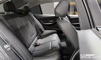 BMW 3-Series 2018 2.0 гидро в Москве № 193162, миниатюра 12