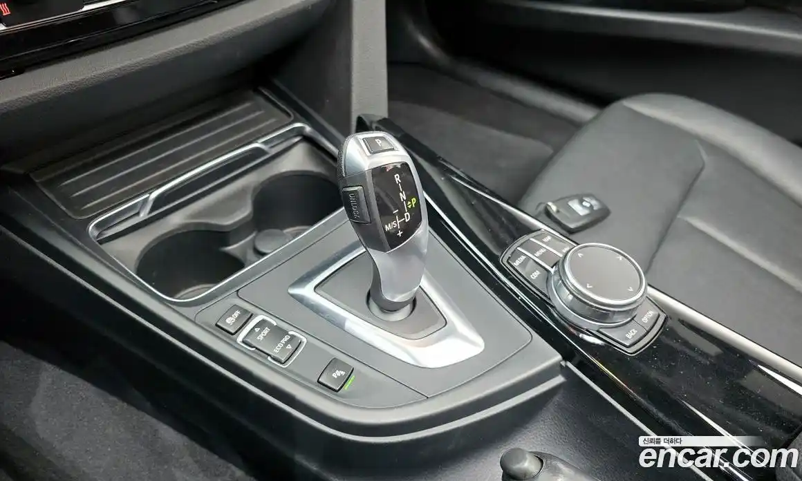 BMW 3-Series 2018 2.0 гидро в Москве № 193162, фото 9