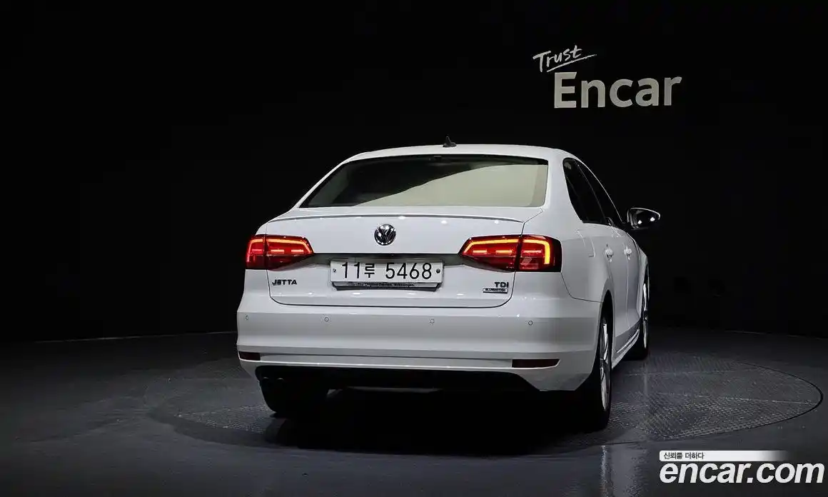 Volkswagen Jetta 2015 2.0 гидро в Москве № 199239, фото 4