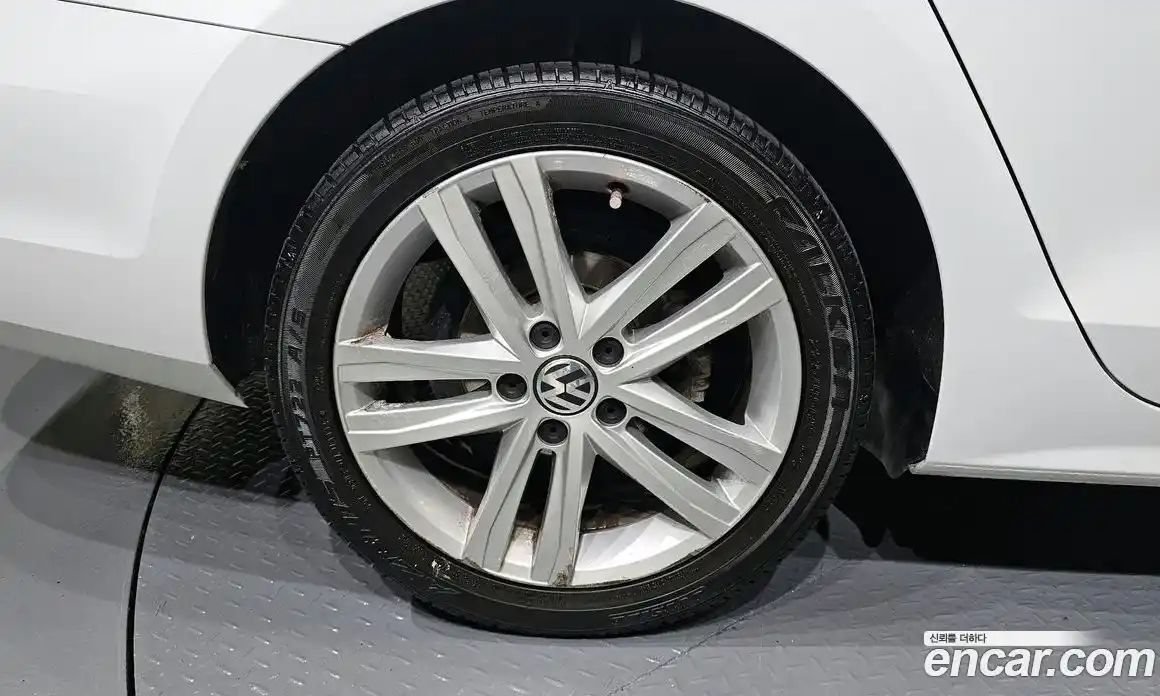 Volkswagen Jetta 2015 2.0 гидро в Москве № 199239, фото 5