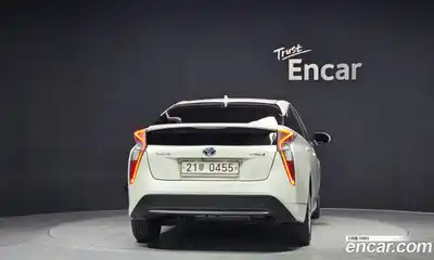 Toyota Prius 2016 1.8 гидро в Москве № 199708, миниатюра 4
