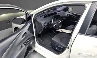 Toyota Prius 2016 1.8 гидро в Москве № 199708, миниатюра 10