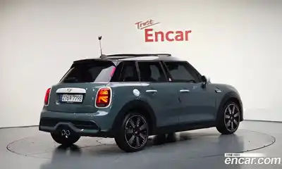Mini Cooper, 2023