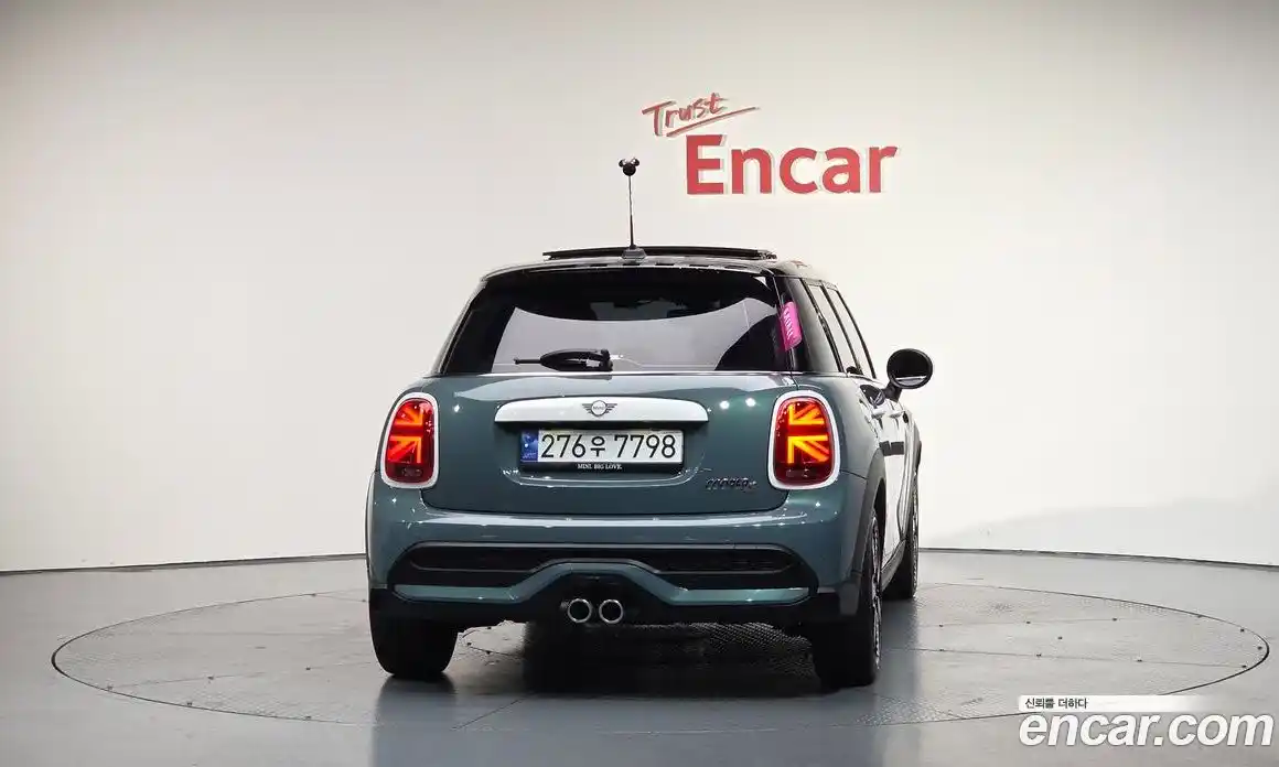 Mini Cooper 2023 2.0 гидро в Москве № 223017, фото 3