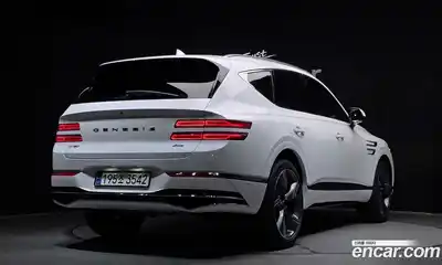 Genesis GV80 2024 2.5 гидро в Москве № 23627, миниатюра 2
