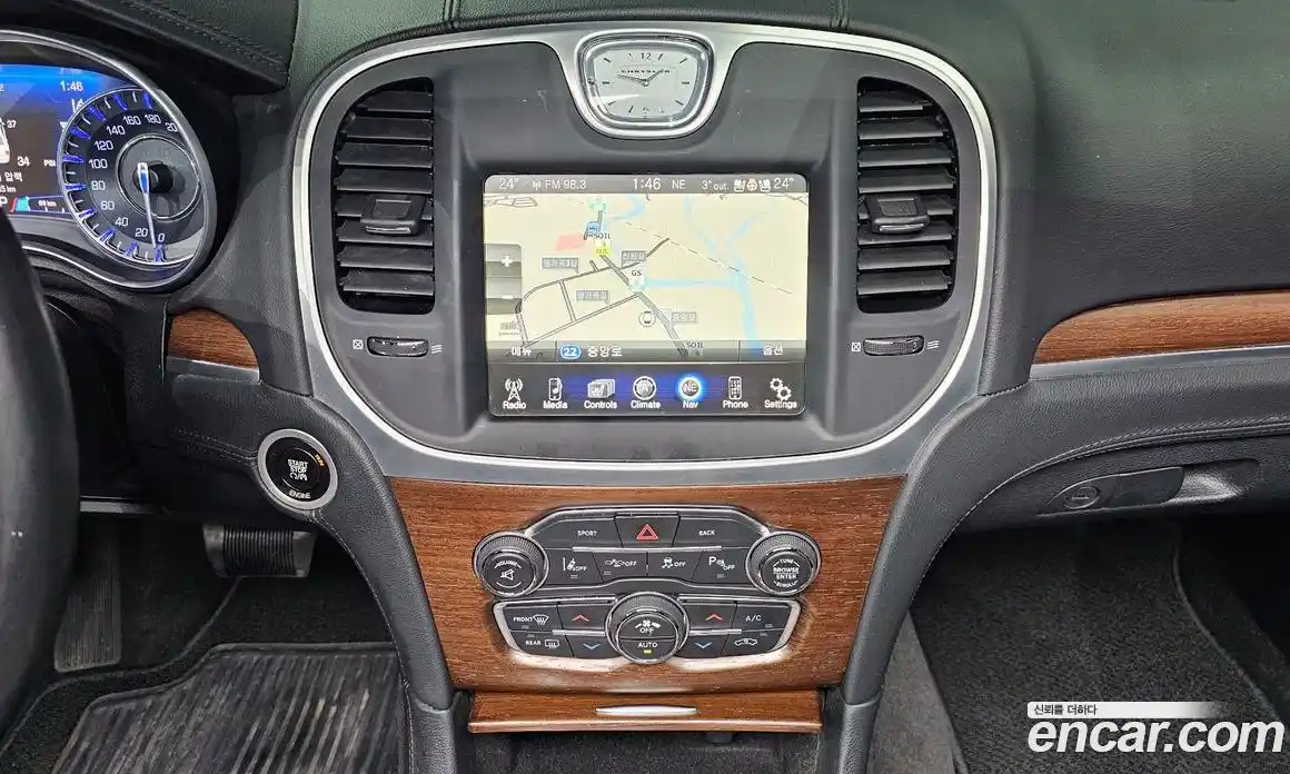 Chrysler 300C 2015 3.6 гидро в Москве № 256740, фото 14